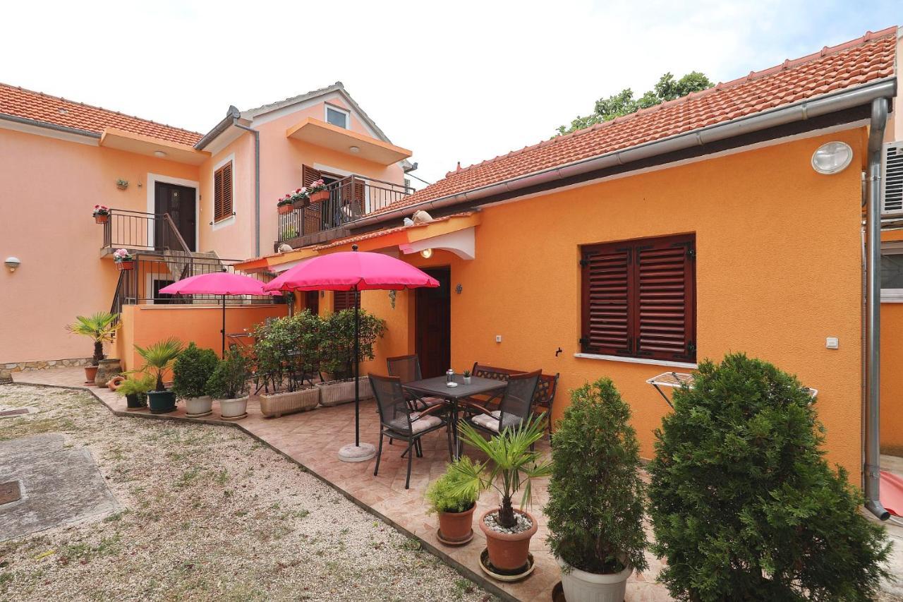 Apartmani Strpic Weißenburg Exterior foto