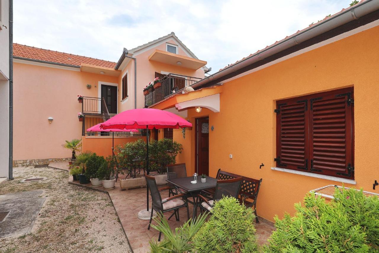 Apartmani Strpic Weißenburg Exterior foto
