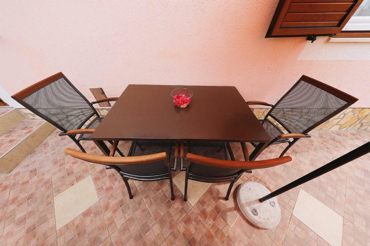 Apartmani Strpic Weißenburg Exterior foto